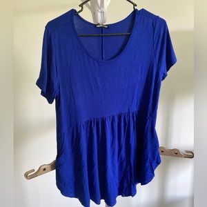 Blue Top with pockets